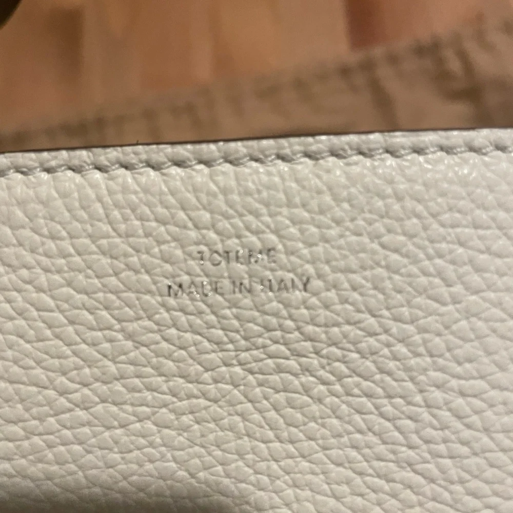 Toteme Bucket Bag - Picture 6 of 15